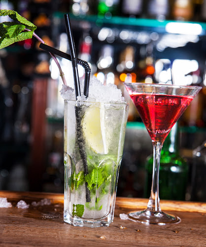 Opinii despre Sir Winston's Public House în Oslo - Gastronomi og hotellvirksomhet