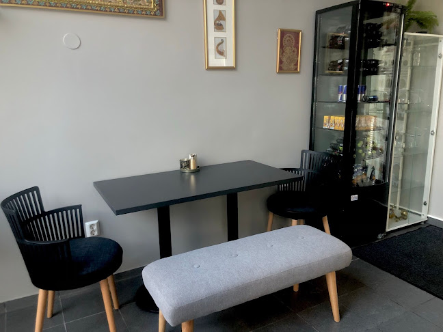 Avika- Indisk mat - Gastronomi og hotellvirksomhet