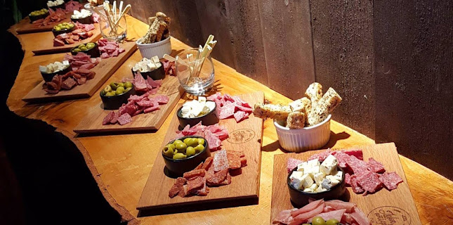 Opinii despre John Wright Pub în Larvik - Gastronomi og hotellvirksomhet