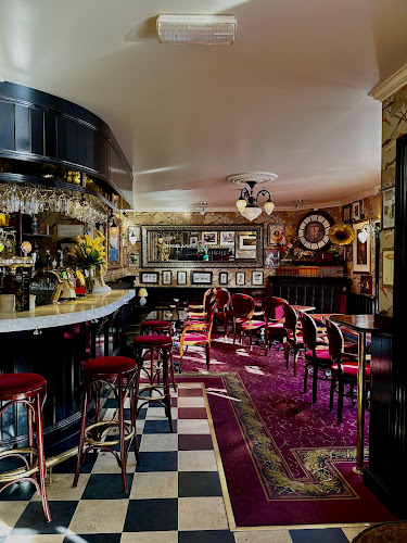 Stuelands Abothek Pub - Gastronomi og hotellvirksomhet