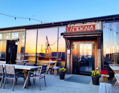 Ladekaia