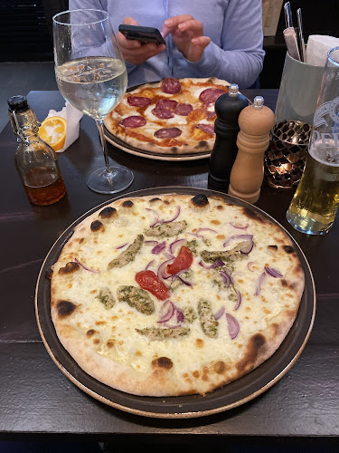 Opinii despre La Pinsa în Eiksmarka - Gastronomi og hotellvirksomhet