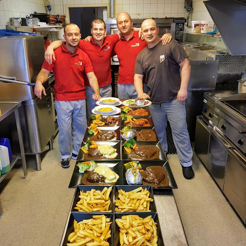 Napoli Pizzarestaurant Rørvik AS - Gastronomi og hotellvirksomhet