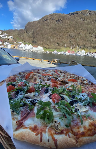 Vikevågveien 130, 4150 Rennesøy