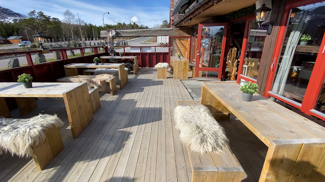 Fjols til fjells - Gastronomi og hotellvirksomhet