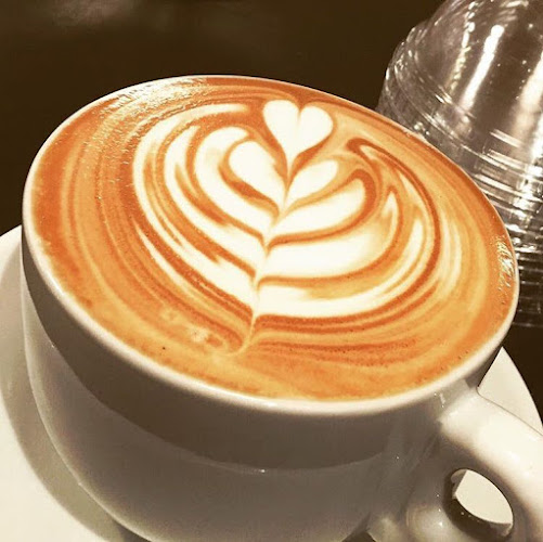 Opinii despre Krutt espressobar în Gjøvik - Gastronomi og hotellvirksomhet