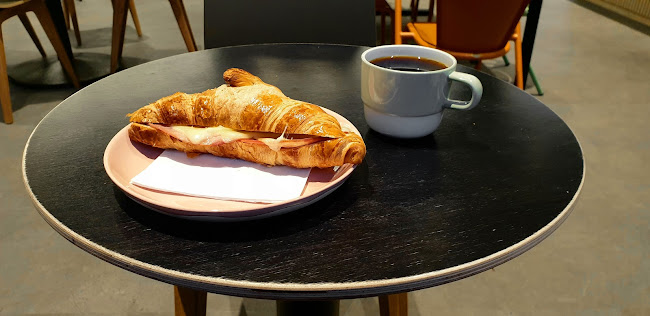 Opinii despre Jovialen Kaffebar Stasjonen în Drammen - Gastronomi og hotellvirksomhet