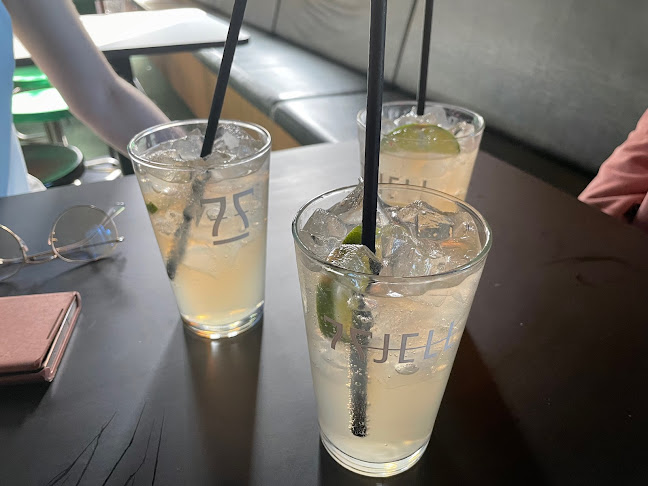 Kjuagutt Bar - Gastronomi og hotellvirksomhet