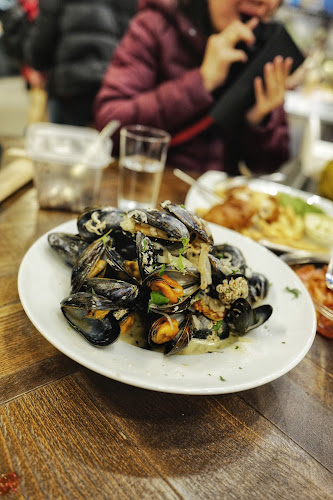 Mathallen Oslo - Gastronomi og hotellvirksomhet