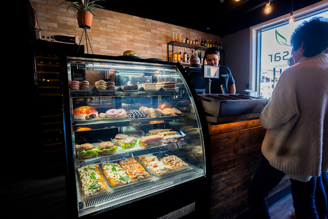 Cæsar Café og Pizzabar | Restaurant og kafe - Sætre