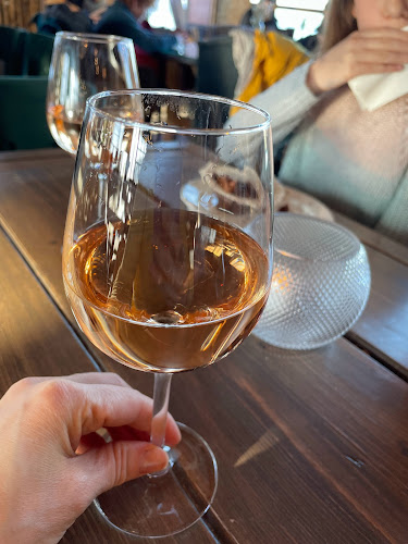 Ladekaia - Gastronomi og hotellvirksomhet