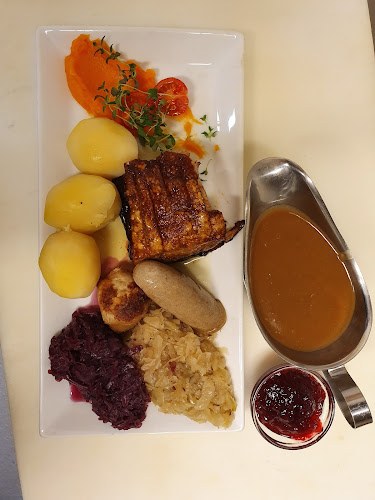 Cafe Royal AS - Gastronomi og hotellvirksomhet