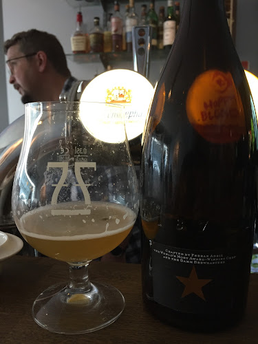 Comentarii opinii despre Ta det Piano (Piano Bar & Backyard)