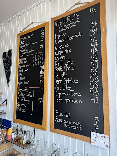 Gammelveien 2, Dreyers gate 25, 8312 Henningsvær