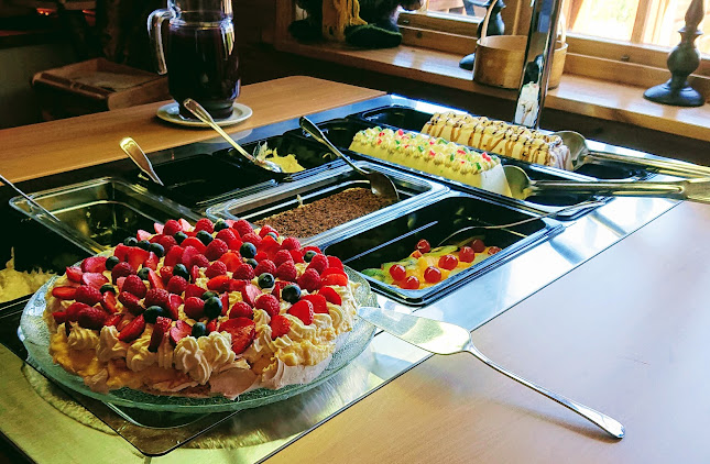 Opinii despre Gjetbergsvollen Restaurant în Røros - Gastronomi og hotellvirksomhet