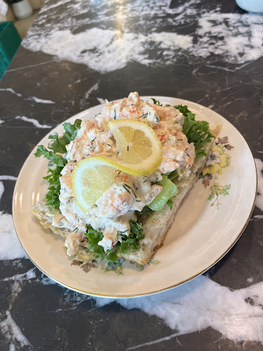 Comentarii opinii despre SVINGEN - Kolonial og Kafé -