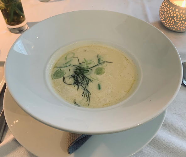 Opinii despre Restaurant Lofotmat în Henningsvær - Gastronomi og hotellvirksomhet