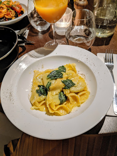 Comentarii opinii despre Il Teatro