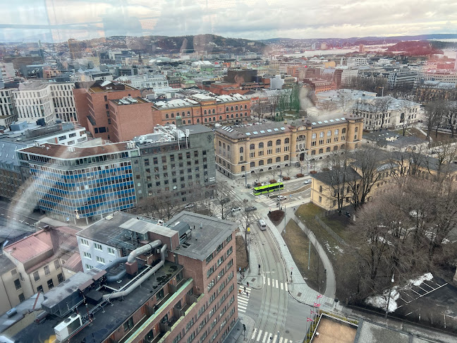 Comentarii opinii despre Summit Bar