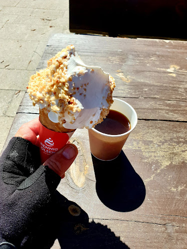 Opinii despre Birkeland Storkiosk Pizza & Grill AS în Birkeland - Gastronomi og hotellvirksomhet