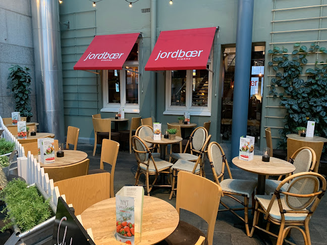 Jordbærpikene Trondheim Torg