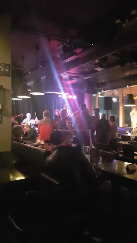 Baracoa Spiseri, Bar og Scene