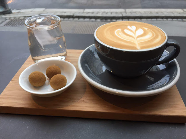 Magnat Kaffehus - Gastronomi og hotellvirksomhet