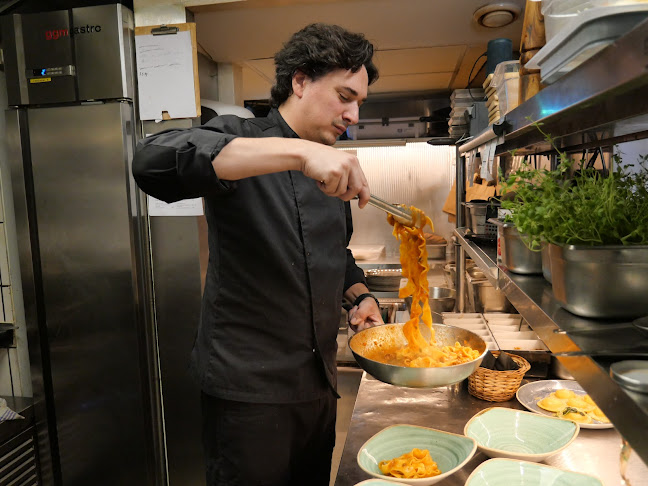 Comentarii opinii despre Vineria Ventidue