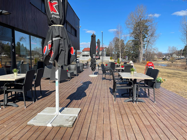 Arena Restaurant & Kafe