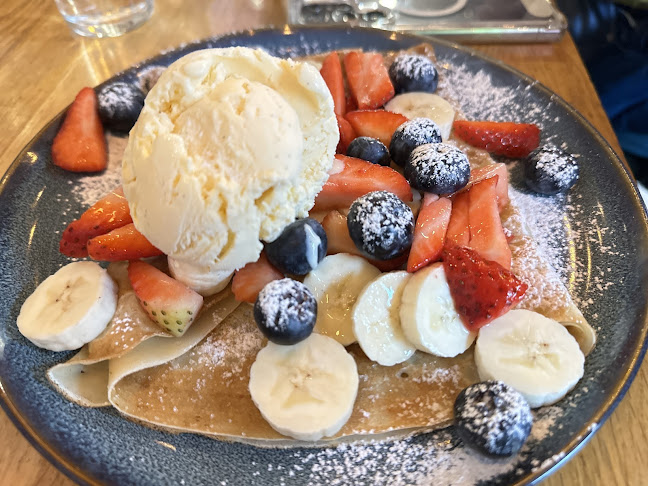 Crêperie de Mari - Gastronomi og hotellvirksomhet