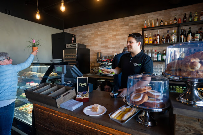 Cæsar Café og Pizzabar | Restaurant og kafe - Gastronomi og hotellvirksomhet