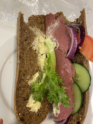 Comentarii opinii despre Butterfly Bakeri og Konditori AS