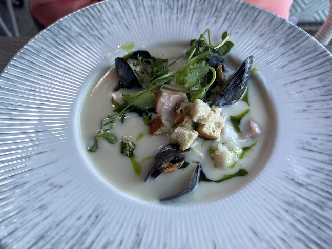 Louise Restaurant & Bar - Gastronomi og hotellvirksomhet