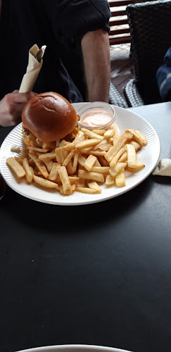 Enok Nilsen As - Gastronomi og hotellvirksomhet