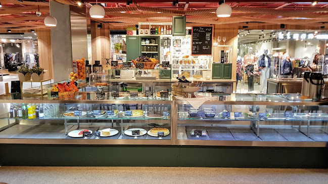 The Room Café - Gastronomi og hotellvirksomhet