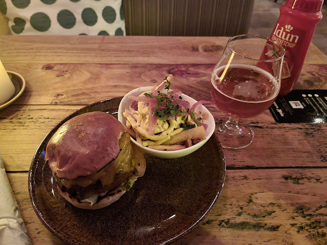 Opinii despre Heim Gjøvik în Gjøvik - Gastronomi og hotellvirksomhet