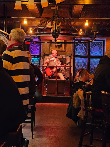 Comentarii opinii despre Mulligan’s Irish Pub