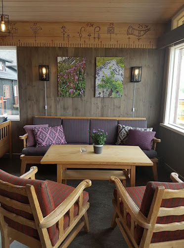 Opinii despre Røsslyngstua Kafé în Gålå - Gastronomi og hotellvirksomhet