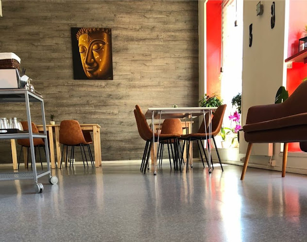 Opinii despre Baan Thai Takeaway în Skien - Gastronomi og hotellvirksomhet