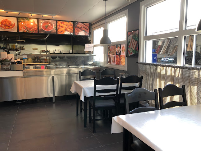 Nam-Oi Grillmat - Gastronomi og hotellvirksomhet