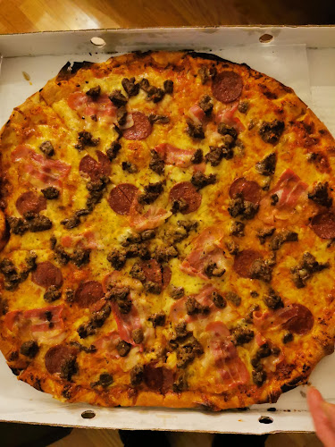 Bella Italia Pizzeria AS - Gastronomi og hotellvirksomhet