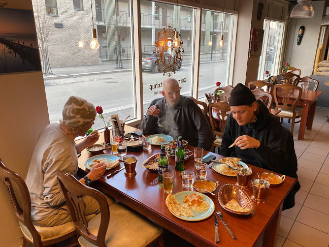 Curry And Ketchup Hønefoss - Gastronomi og hotellvirksomhet