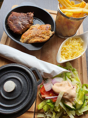 Fønix - Gastronomi og hotellvirksomhet