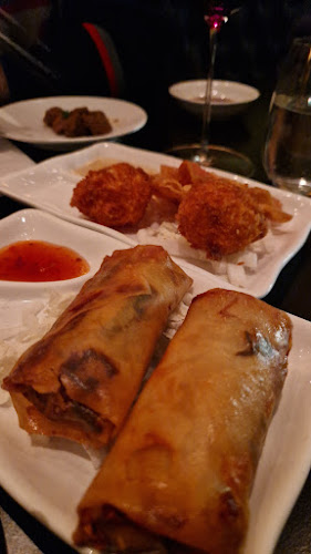 Beijing Palace - Gastronomi og hotellvirksomhet