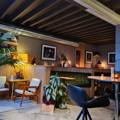 Øst - Gastronomi og hotellvirksomhet