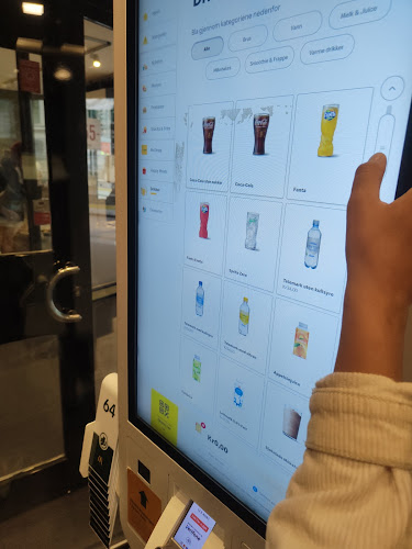 Comentarii opinii despre McDonald's Nedre Slottsgate