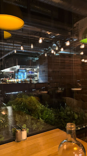 HELT VILT (Completely Wild)