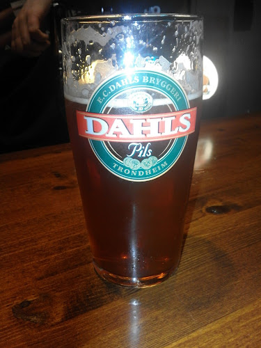 Opinii despre Skjærbrygga & Burekka AS în Stamsund - Gastronomi og hotellvirksomhet