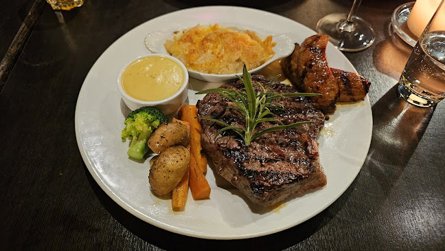 Hereford Steakhouse - Gastronomi og hotellvirksomhet