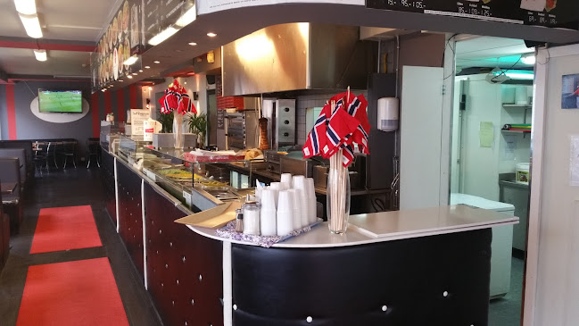 Opinii despre Marmaris Pizza & Grill în Oslo - Gastronomi og hotellvirksomhet